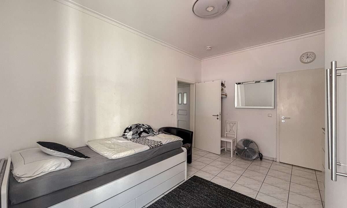Schlafzimmer 1 w. Ansicht