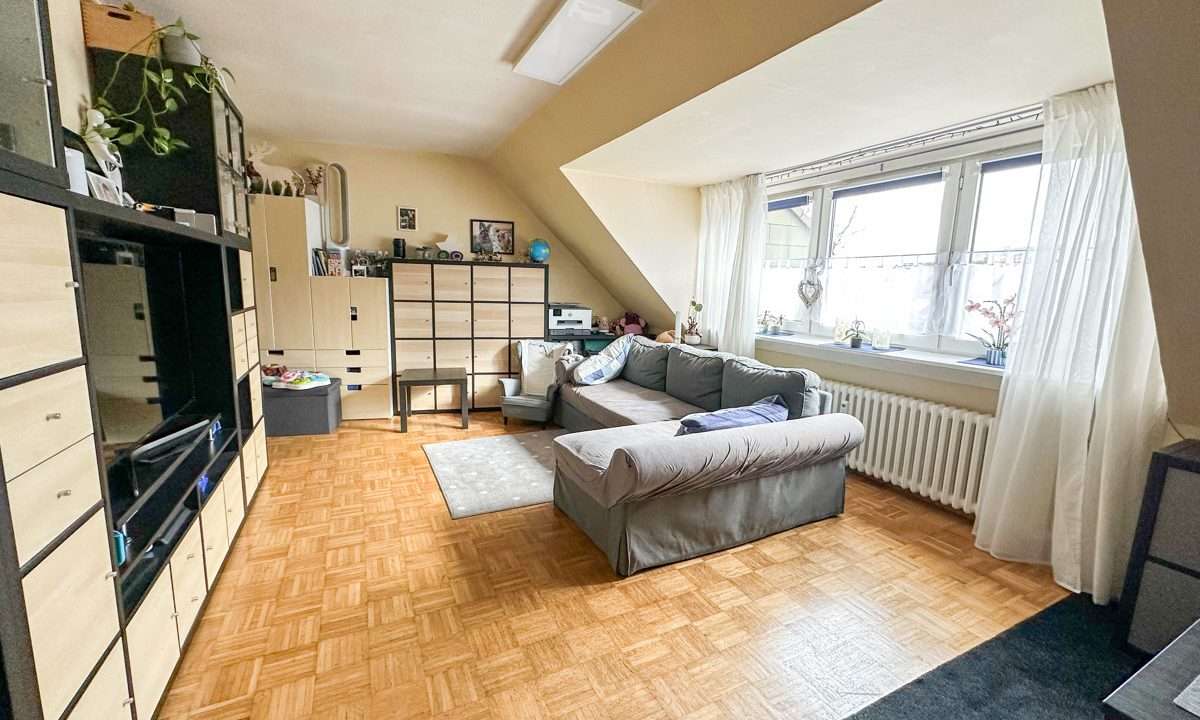 Wohnzimmer DG