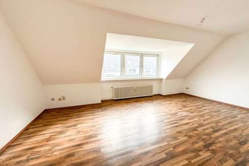 Wohnzimmer DG (Leerwohnung)