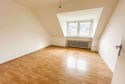 Kinderzimmer DG (Leerwohnung)