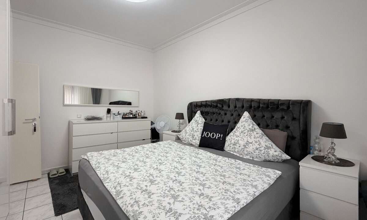 Schlafzimmer 2